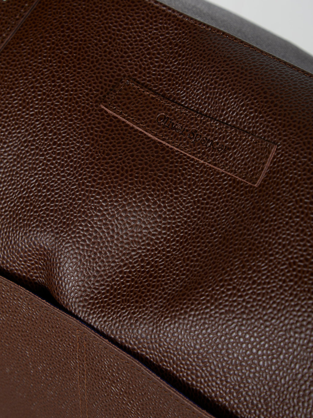  Doctor's Bag Pebble Leather Walnut