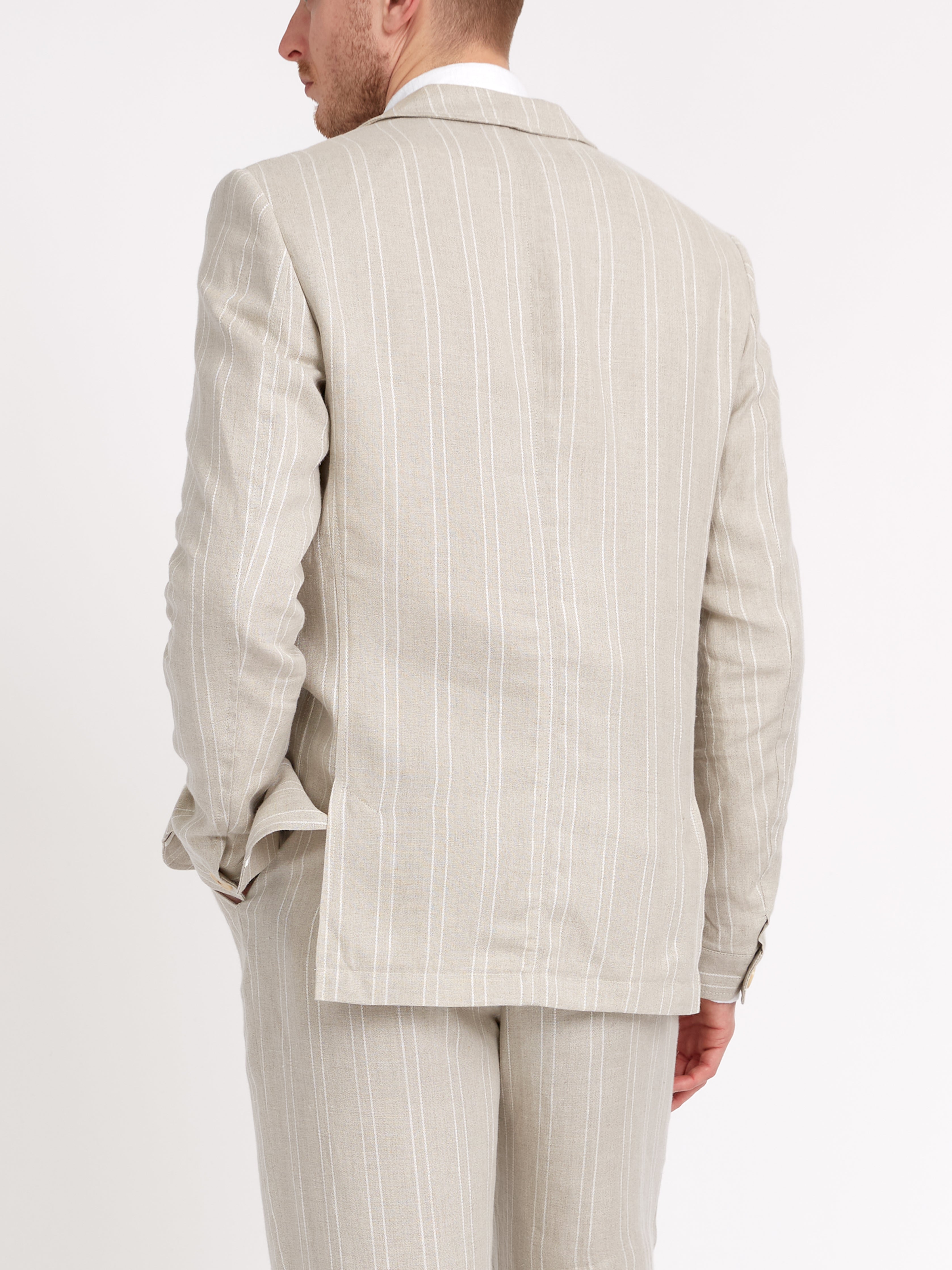  Sand Middelboe Theobald Suit